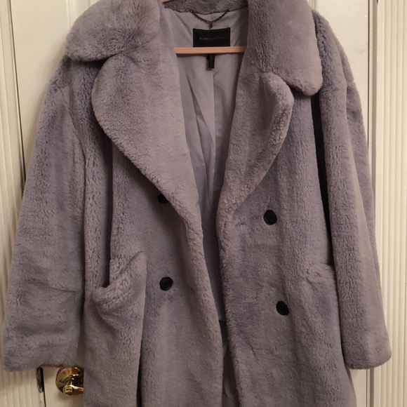 BCBG MAXAZRIA Lilac furry coat - Picture 3 of 3